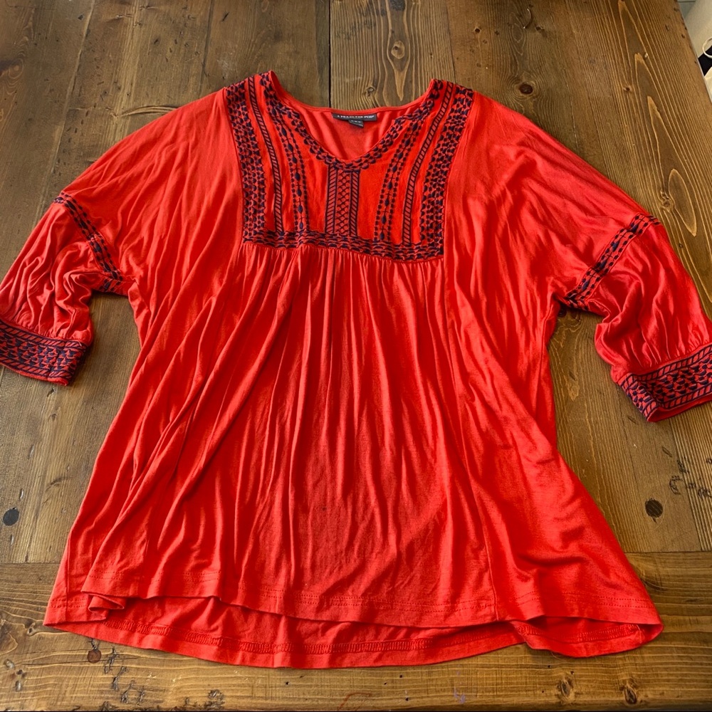 A Pea in the Pod maternity tunic